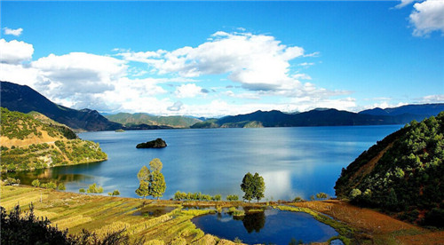 结婚旅游去哪里较合适国内