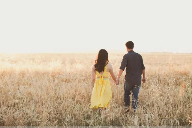 　老人结婚纪念应该送什么 老人结婚纪念日说什么