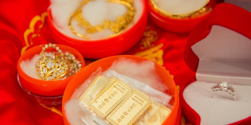 男方给女方彩礼钱归谁 彩礼是给父母还是女方