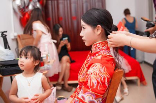 婚礼跟妆师多少钱一天 婚礼跟妆在哪里找