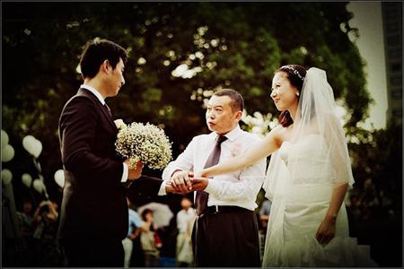 婚礼来宾穿什么衣服大气 婚礼来宾不宜穿什么衣服