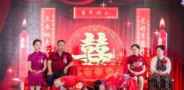 婚礼男女方父母致辞 婚礼双方家长发言简短