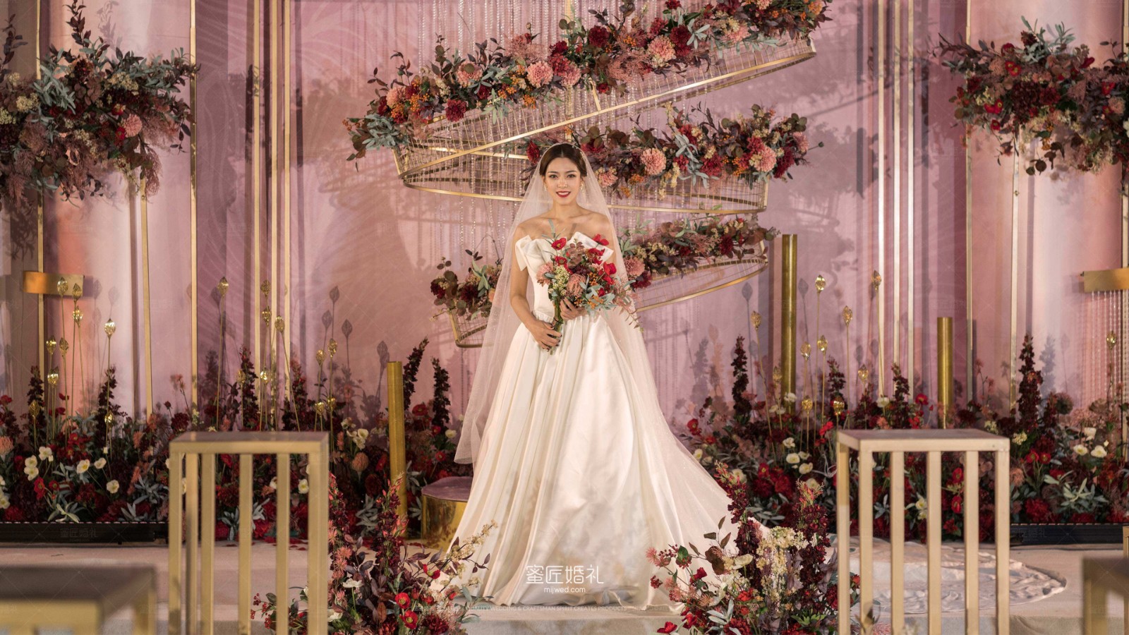 婚礼跟妆会用什么用品 婚礼跟妆后有哪些特点