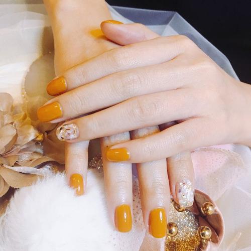 新娘美甲注意事项 新娘美甲图片款式