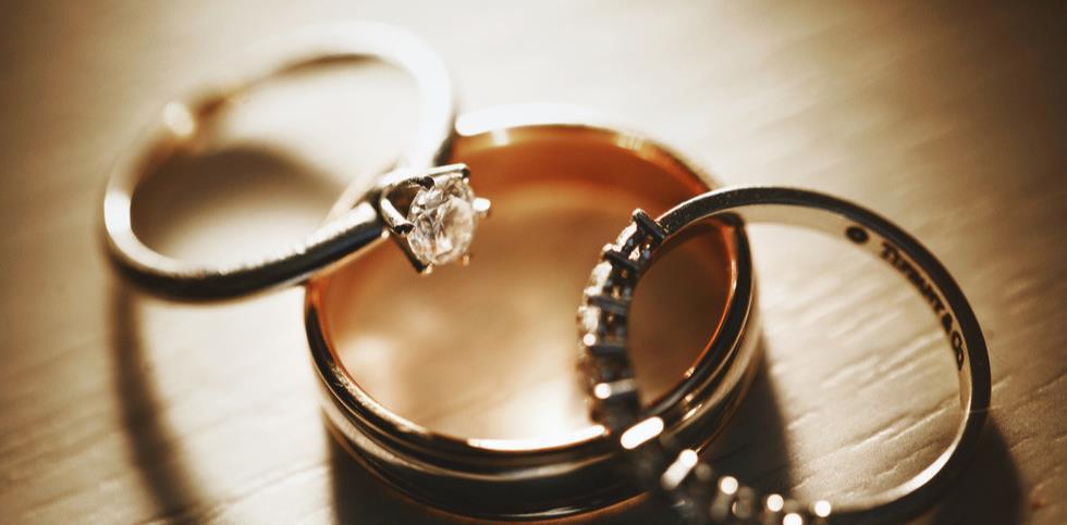 周大福和周大生哪个品牌的戒指好 周大生的戒指怎么样