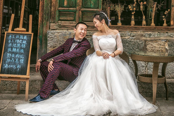 大学校园可以拍婚纱照吗 大学校园可不可以拍婚纱照