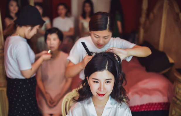 找婚礼跟妆应该注意什么 去哪里找婚礼跟妆