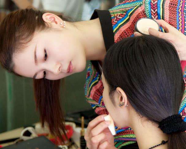 如何挑选婚礼跟妆 选择跟妆师有哪些技巧