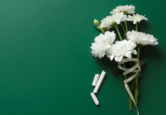 送老师礼物前十件排名 送老师比较独特的礼物教师节