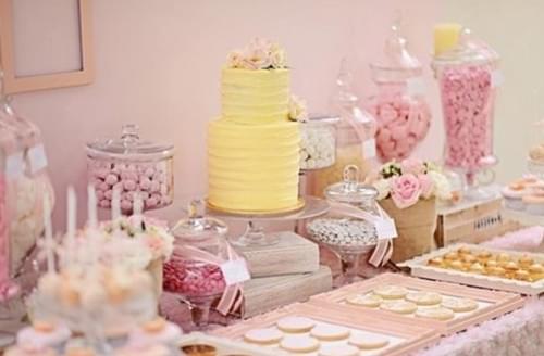 婚礼甜品台布置注意哪些 婚礼甜品台摆放哪些甜品