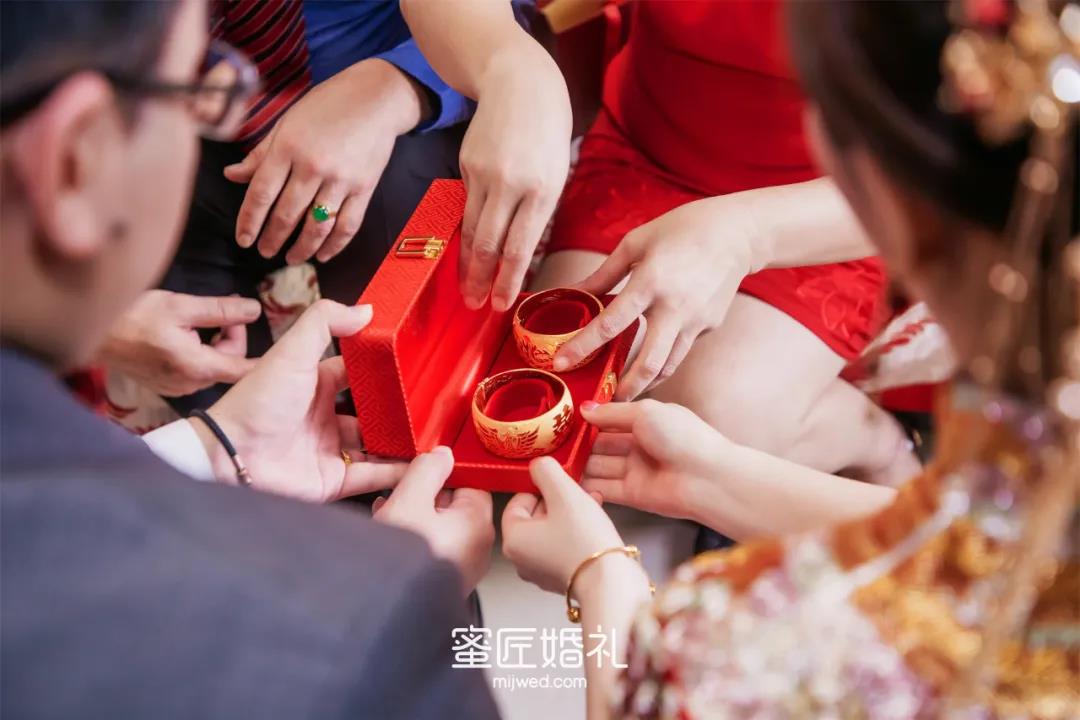 订婚那天对男朋友说的话