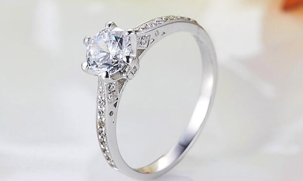 现在用什么婚戒 婚戒现在大概都要多少钱