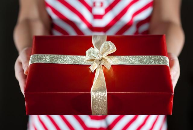 老师结婚该送什么礼物好