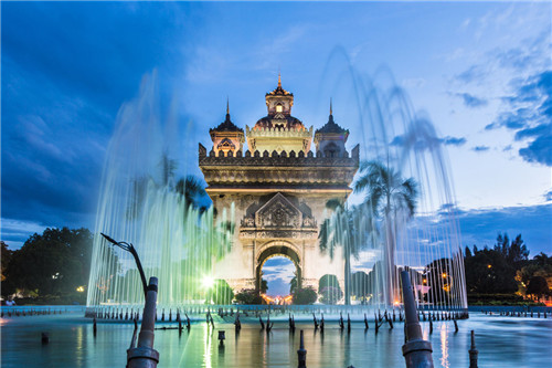 十月份蜜月旅行去哪里比较好 十月份蜜月旅行去哪里好