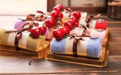 小型婚礼甜品台蛋糕注意哪些 婚礼甜品台蛋糕怎么切