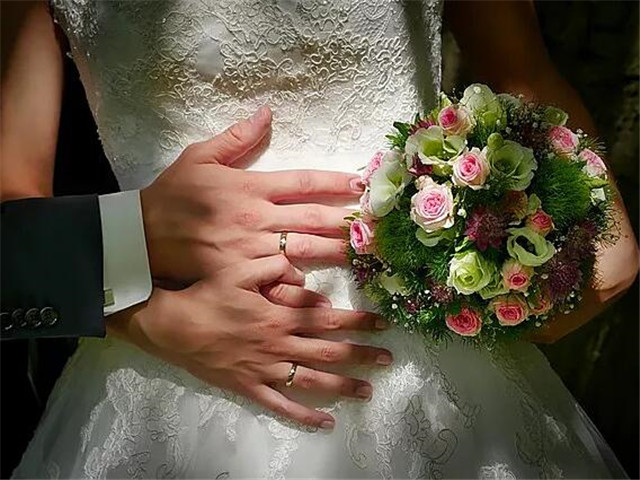 国庆节结婚祝福语大全祝福新娘 最新朋友国庆节结婚祝福语简短