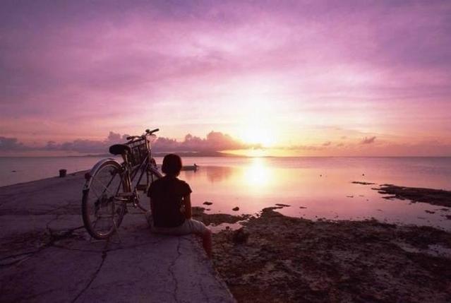 一个人去旅游好吗 一个人去旅游的说说