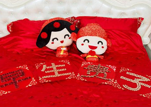 布置婚房怎么发表说说 布置婚房发个什么说说