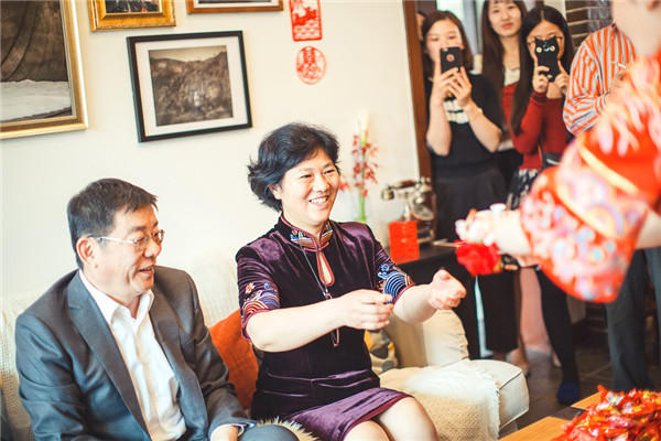 接亲经典段子 接亲喊门霸气段子