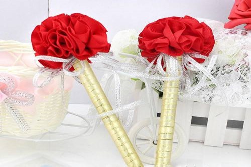 手捧花在婚礼上最重要的一束花 婚庆婚礼用花挑选攻略