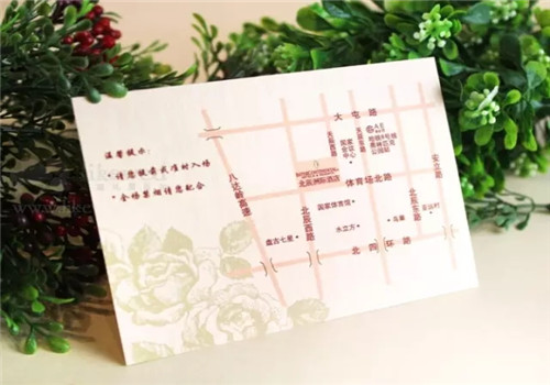 怎样回复结婚请柬 如何回复婚礼邀请短信