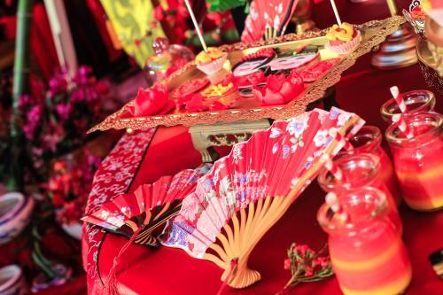 接新娘子说的顺口溜 农村接新娘子顺口溜