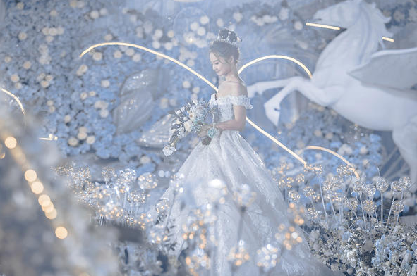 婚礼现场爱情宣言短句 新郎婚礼现场爱情誓言