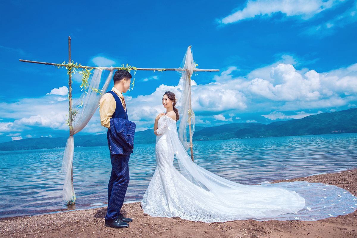 结婚要准备几套衣服