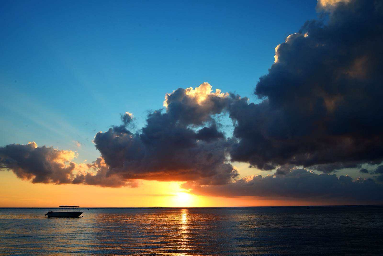 去三亚照婚纱照注意事项 三亚拍婚纱照做什么准备