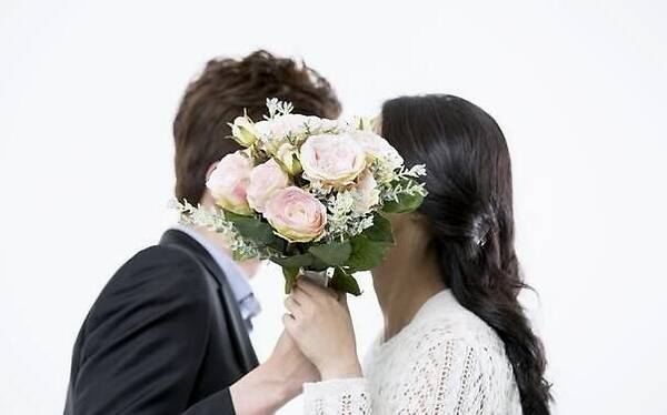 哄生气的女朋友的话