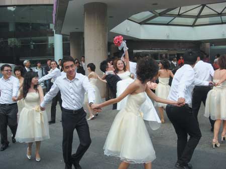 伴郎婚礼要做什么