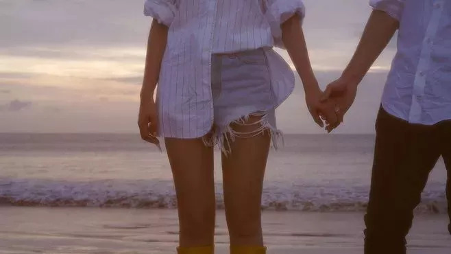 陪老公同甘共苦的句子 同甘共苦的经典句子