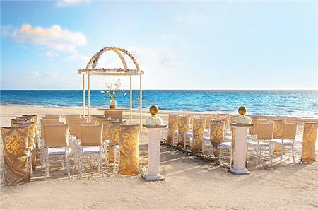 西式户外婚礼布置