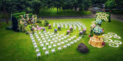 草坪婚礼场地布置设计