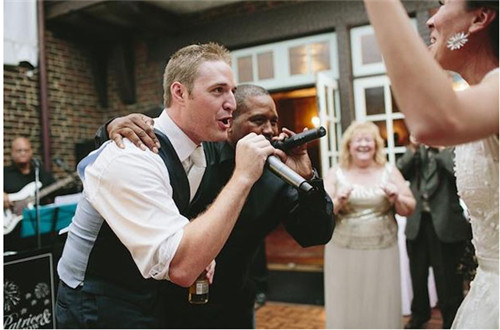 婚礼新郎十问十答 婚礼整新郎的十问十答