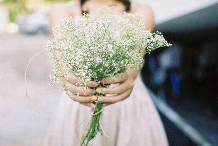 结婚手捧花需要几个