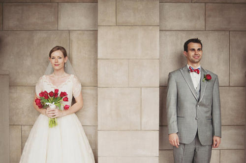 订婚要穿什么衣服