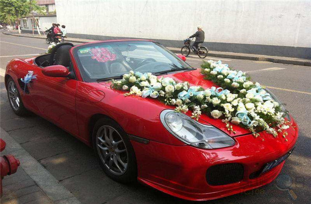 结婚的迎亲车一般要几辆,婚庆车队什么车最常用