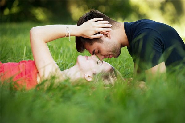 撩人晚安情话甜甜的睡觉