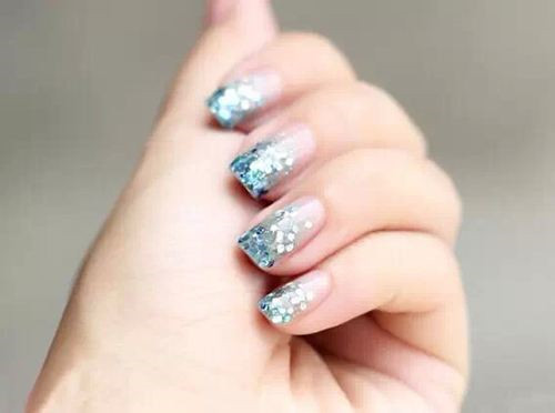 美甲的流行趋势2020 2020美甲十个流行颜色