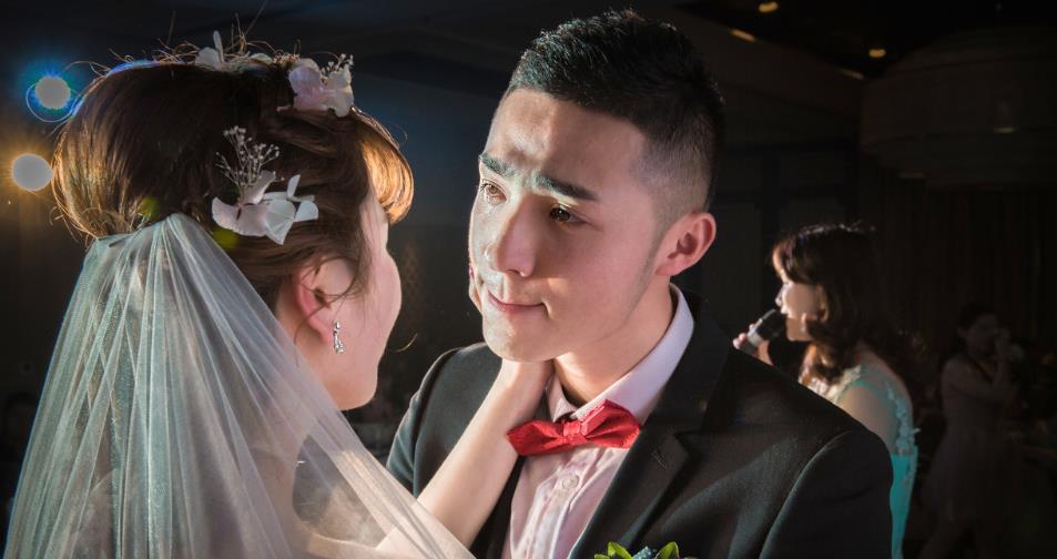 婚礼新郎致辞文艺 婚礼新郎致辞古文