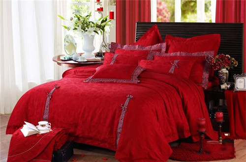 结婚被子的置办有哪些禁忌 结婚的被子推荐