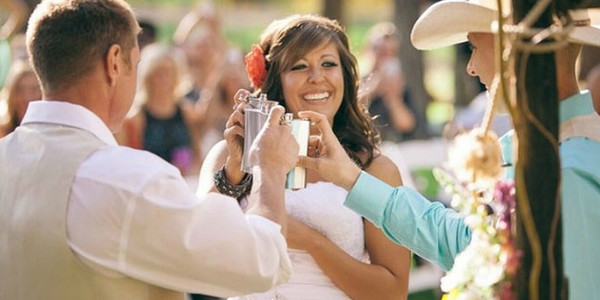 婚宴陪客要说些什么