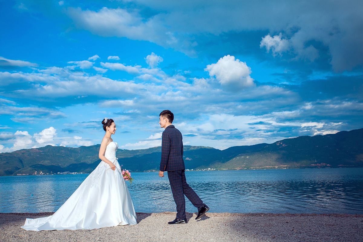 新娘婚纱有几种 婚纱的款式有哪些