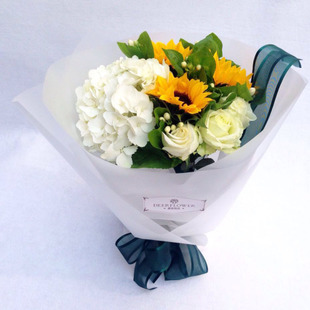 发朋友圈夸老公送鲜花