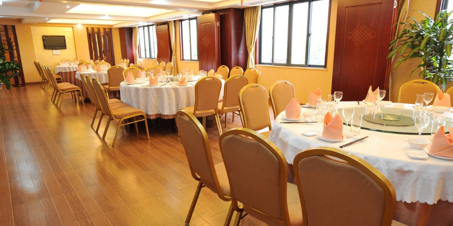 长沙满月酒席多少钱呀 在长沙办个满月酒大概多少钱