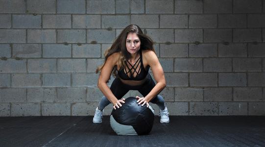 关于健身的句子短文 健身名言短句霸气说说