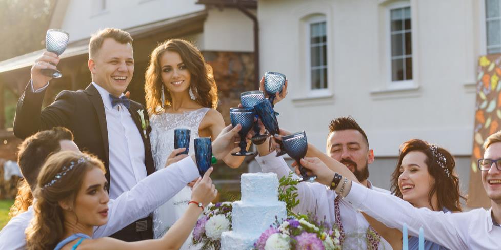 婚人致辞简短幽默风趣 证婚人致辞搞笑完整