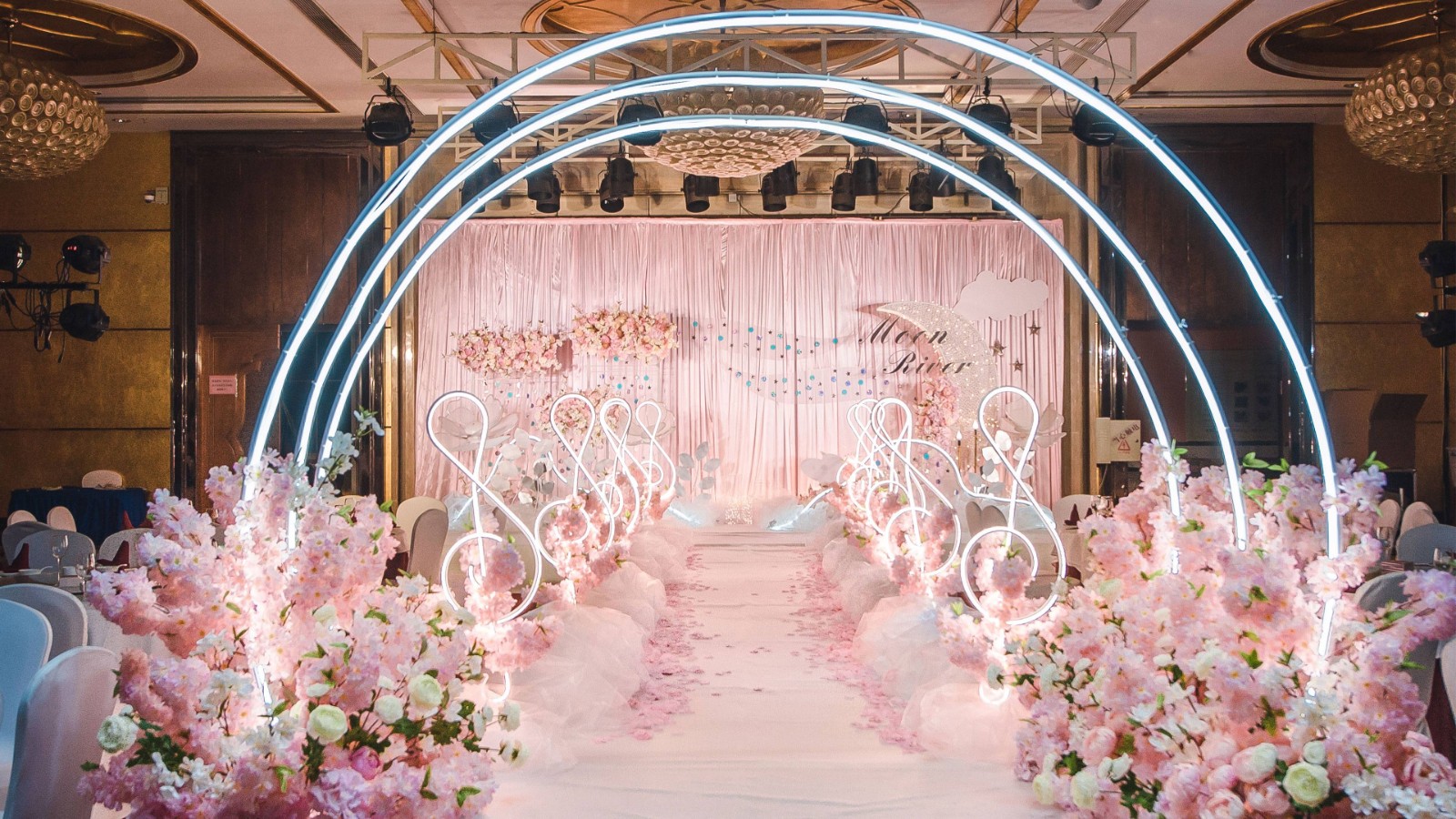 深圳甜蜜系婚礼策划 深圳甜蜜系婚礼策划主题