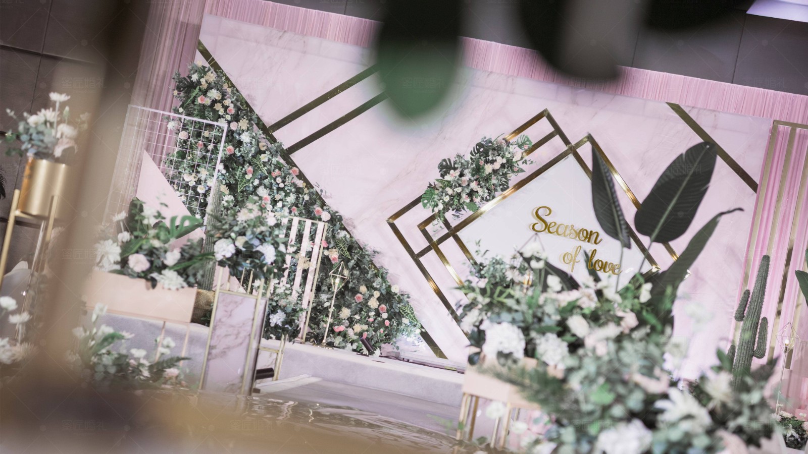 婚礼餐桌台签怎么写